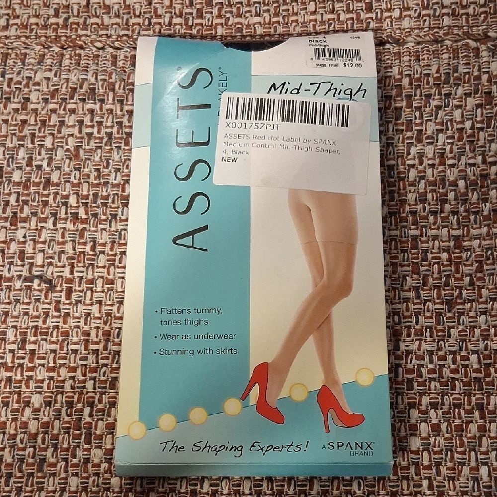 SPANX Black ASSETS Red Hot Label Mid Thigh Shaper Black Size 4 New